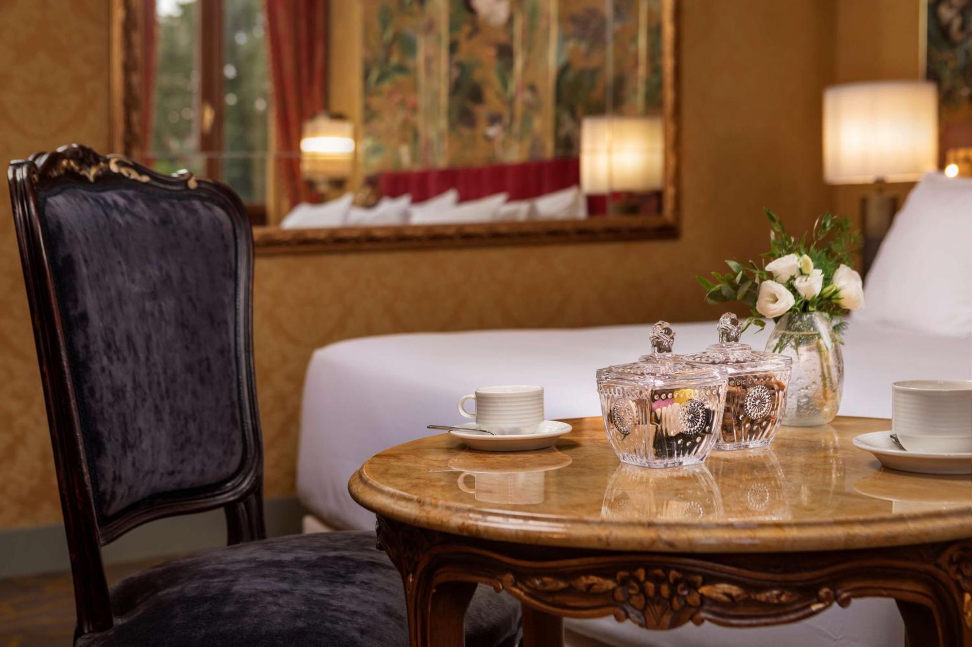Nh Collection Grand Hotel Palazzo Dei Dogi Venesia Bagian luar foto